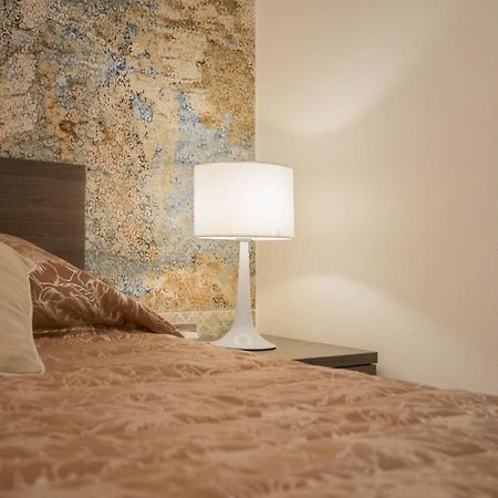 Valletta Most Central Studio Apartment 16Th-Century Building Екстер'єр фото