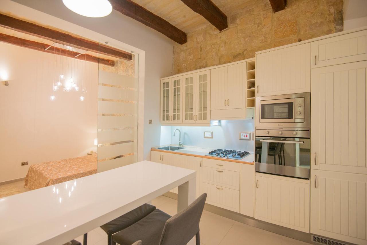 Valletta Most Central Studio Apartment 16Th-Century Building Екстер'єр фото