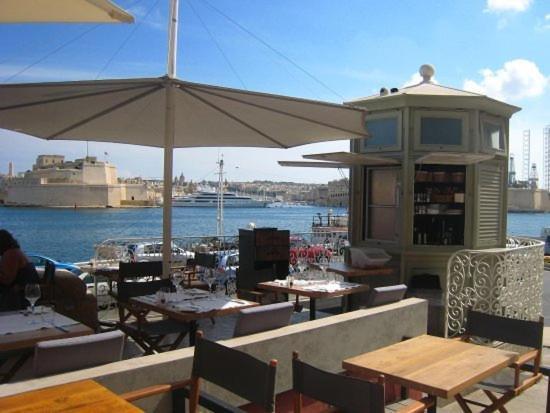 Valletta Most Central Studio Apartment 16Th-Century Building Екстер'єр фото